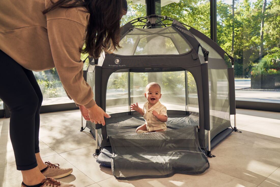 Pop ‘N Go® Portable Baby Playpen