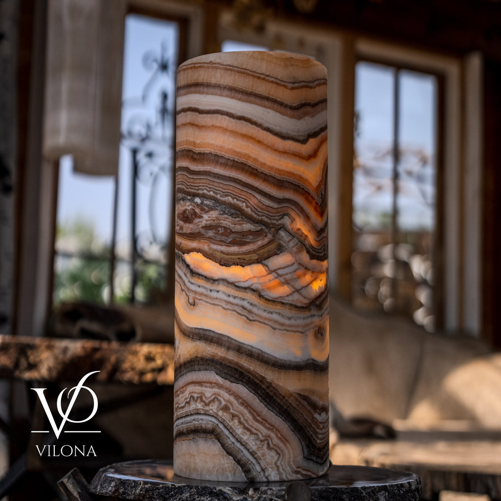 Sahara Onyx Cylinder Table Lamp – 20” Natural Stone Lamp