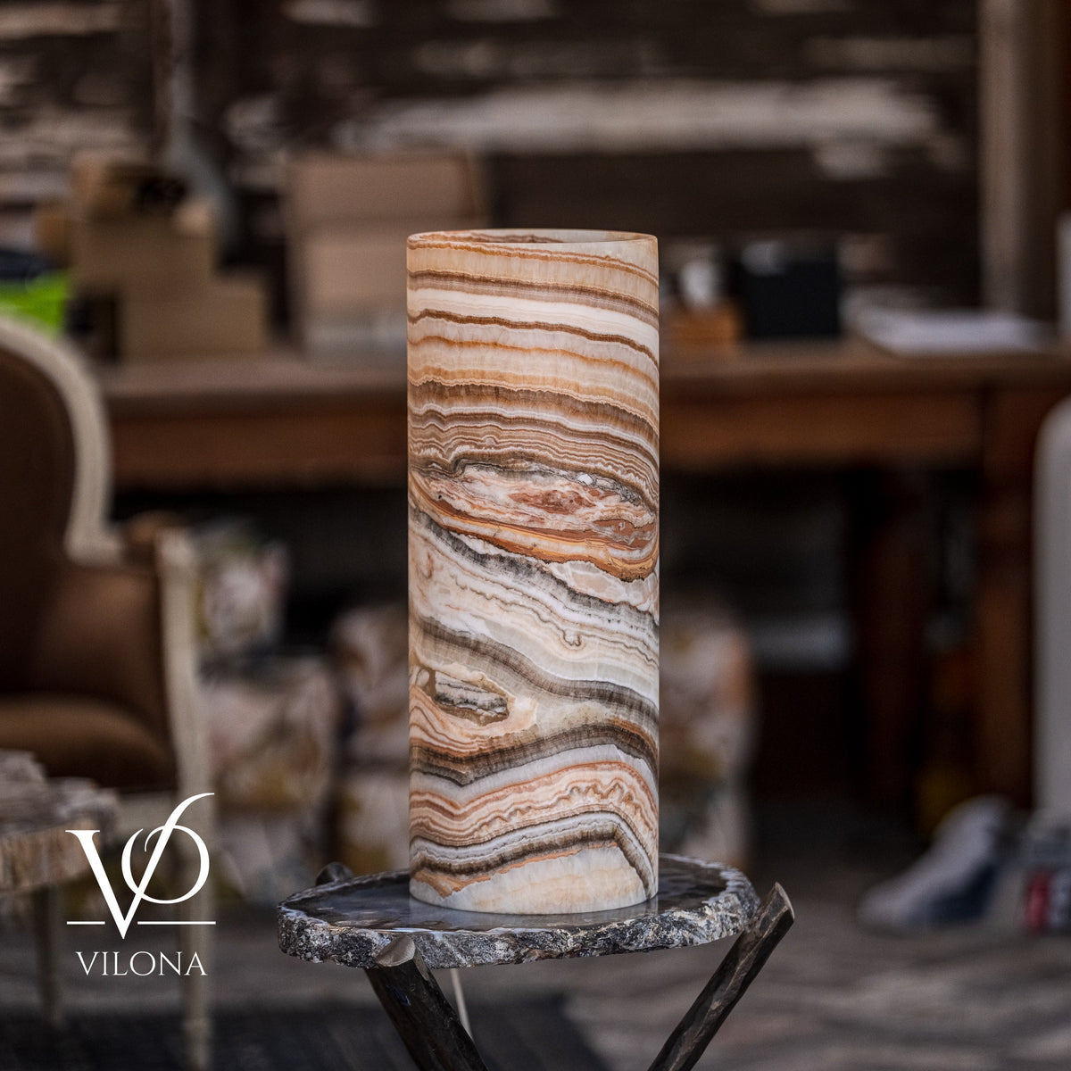 Sahara Onyx Cylinder Table Lamp – 20” Natural Stone Lamp