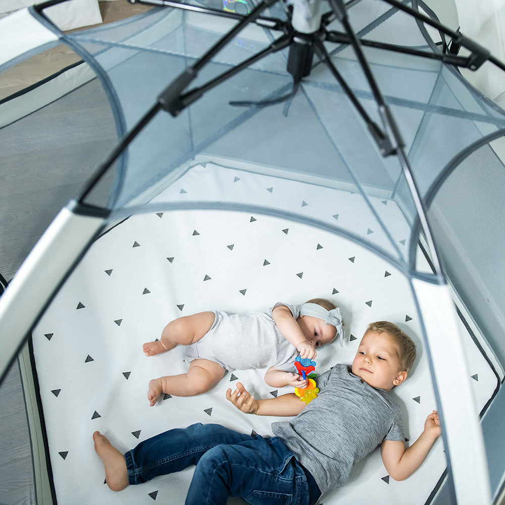 Pop ‘N Go® Portable Baby Playpen