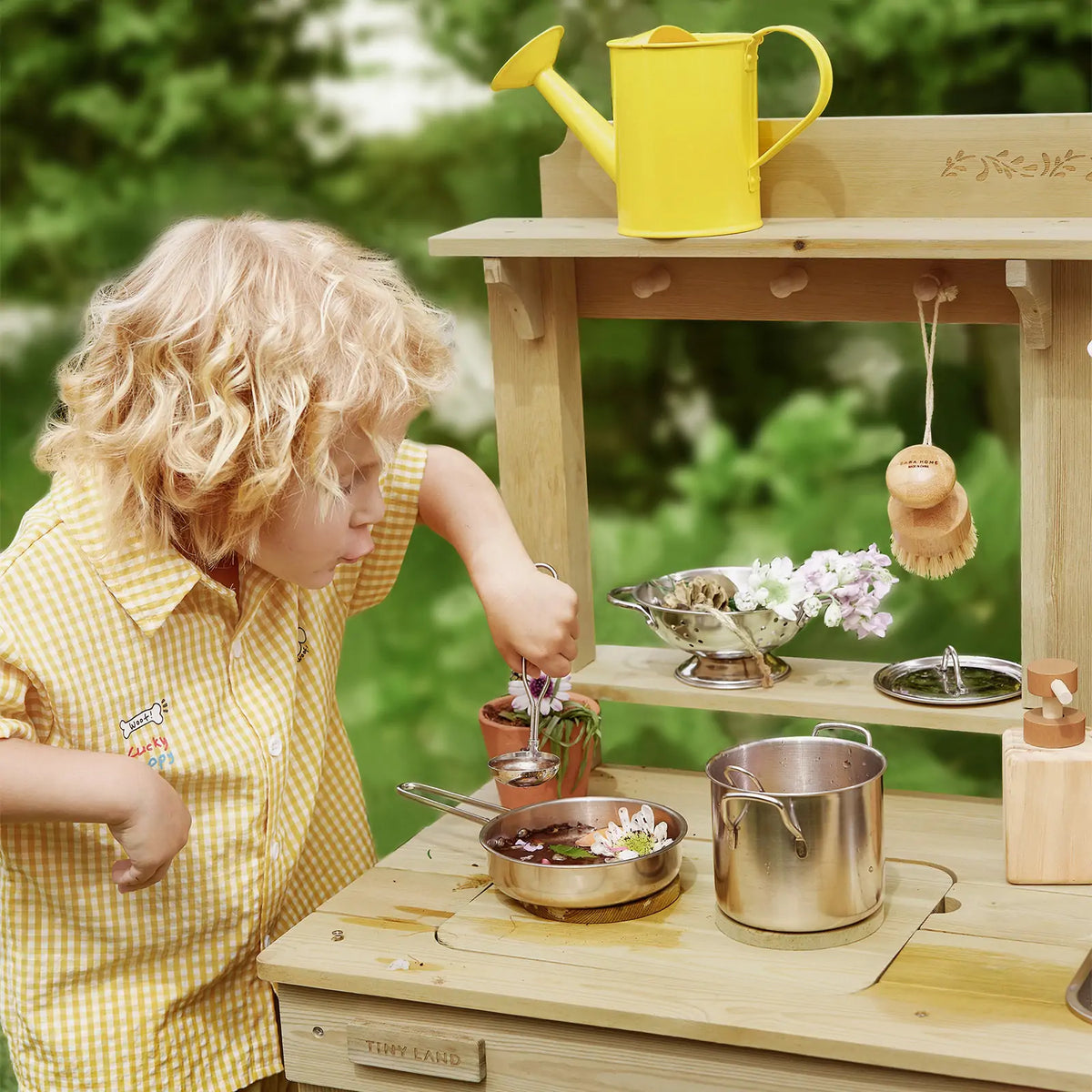Tiny Land® Mud Kitchen – Outdoor Play Kitchen for Kids