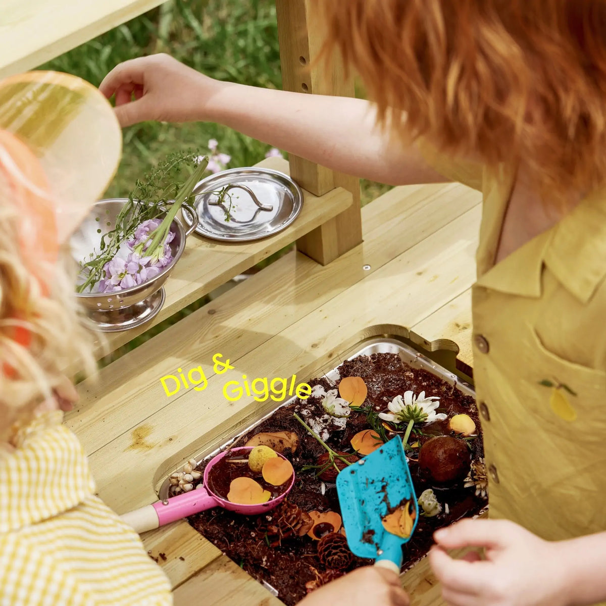 Tiny Land® Mud Kitchen – Outdoor Play Kitchen for Kids